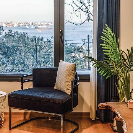 Monnas Bosphorus Apartment Istanbul Bagian luar foto