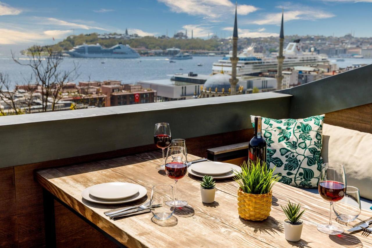 Monnas Bosphorus Apartment Istanbul Bagian luar foto
