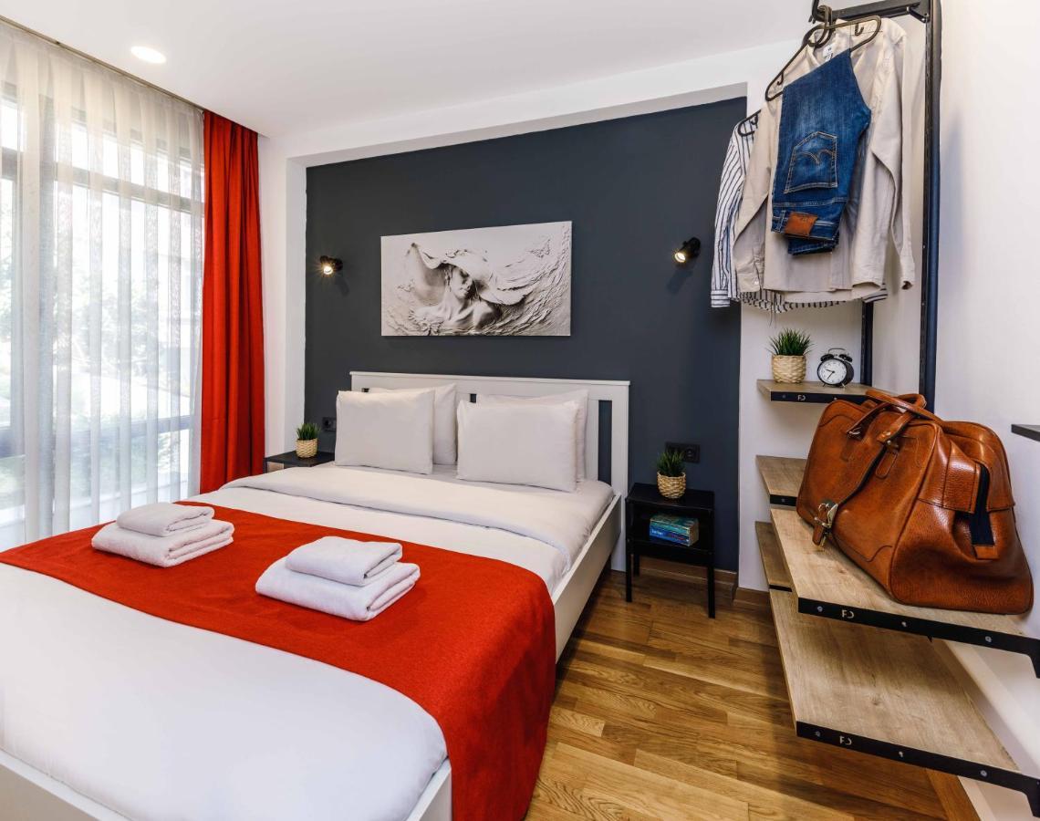 Monnas Bosphorus Apartment Istanbul Bagian luar foto